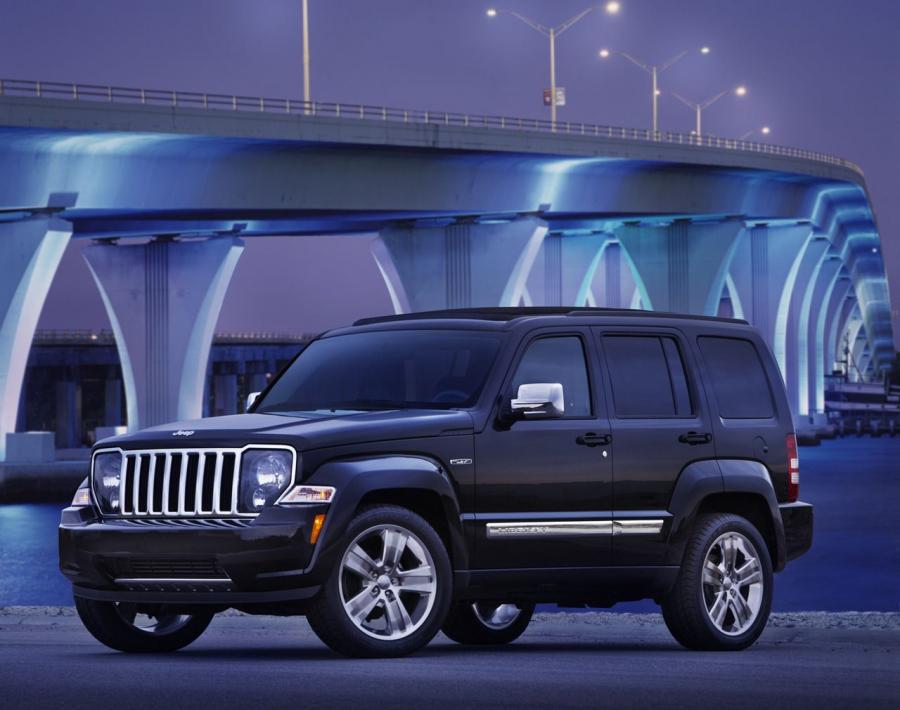  Jeep Liberty 2011 года  (фото 14 из 16)